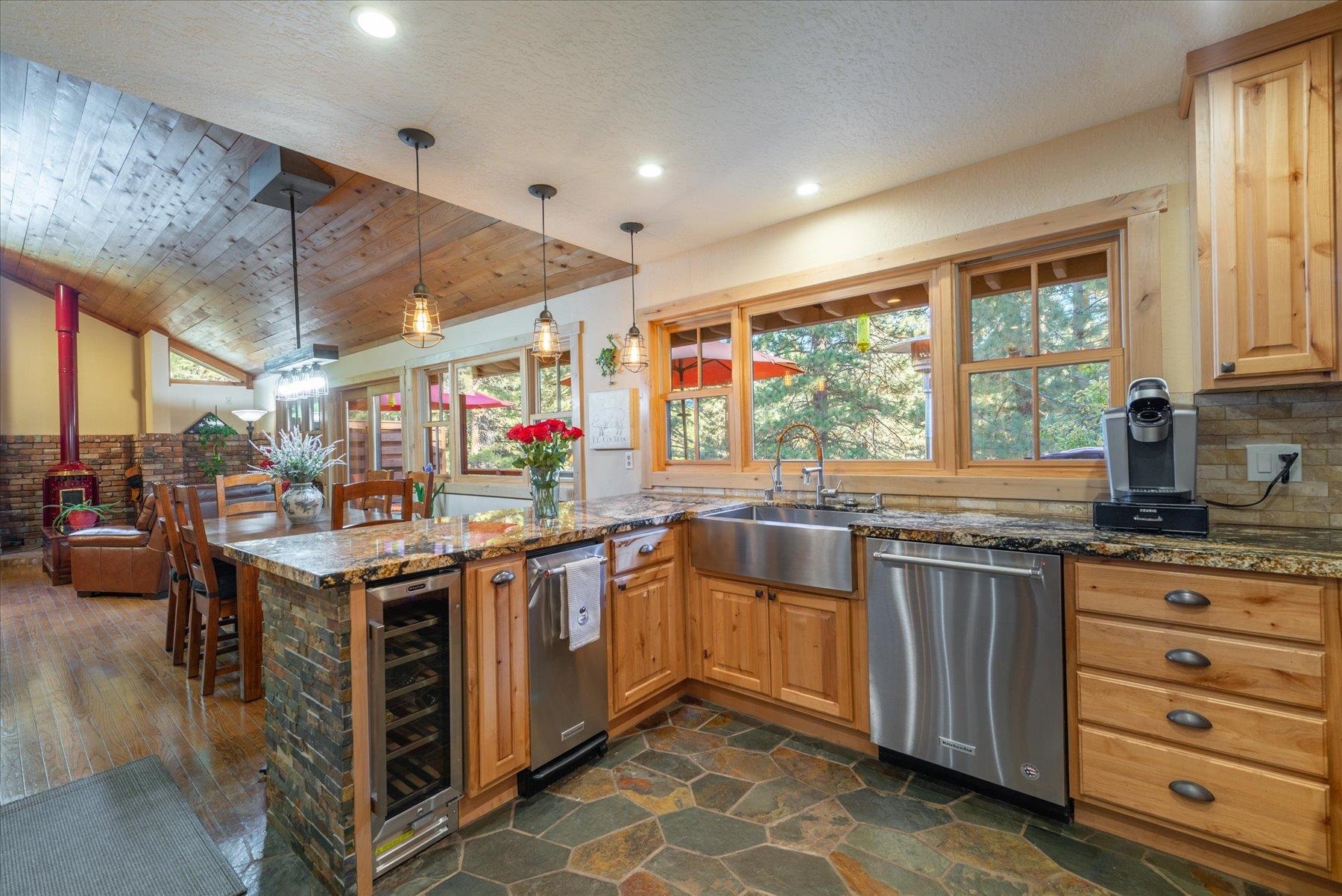 Image for 10620 Palisades Drive, Truckee, CA 96161-3112