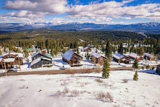 Listing Image 1 for 14378 Skislope Way, Truckee, CA 96161-0000