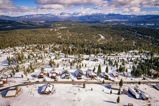 Listing Image 12 for 14378 Skislope Way, Truckee, CA 96161-0000