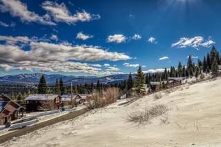 Listing Image 14 for 14378 Skislope Way, Truckee, CA 96161-0000
