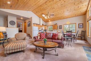 Listing Image 4 for 14236 Wolfgang Road, Truckee, CA 96161