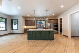 Listing Image 8 for 9195 Tarn Circle, Truckee, CA 96161