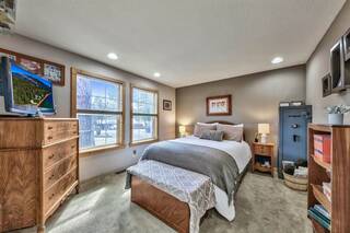 Listing Image 11 for 16054 Canterbury Lane, Truckee, CA 96161-0000