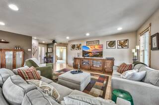 Listing Image 2 for 16054 Canterbury Lane, Truckee, CA 96161-0000