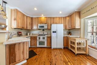 Listing Image 8 for 13121 Northwoods Boulevard, Truckee, CA 96161-0000