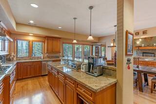 Listing Image 4 for 11898 Hope Court, Truckee, CA 96161
