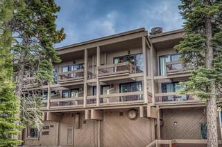 Listing Image 15 for 2000 North Village Drive, Truckee, CA 96161