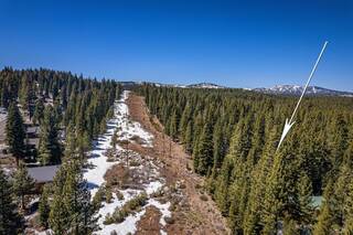 Listing Image 10 for 16859 Northwoods Boulevard, Truckee, CA 96161-0000