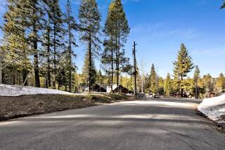 Listing Image 2 for 12800 Zurich Place, Truckee, CA 96161