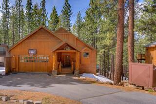 Listing Image 2 for 13133 Falcon Point Place, Truckee, CA 96161