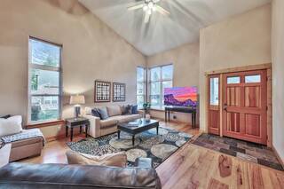 Listing Image 4 for 10046 Nicolas Drive, Truckee, CA 96161