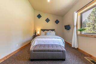 Listing Image 11 for 15865 Saint Albans Place, Truckee, CA 96161