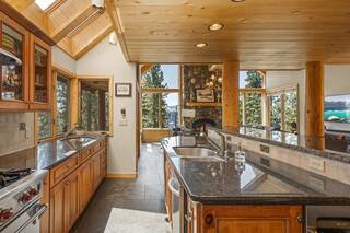 Listing Image 7 for 12146 Skislope Way, Truckee, CA 96161