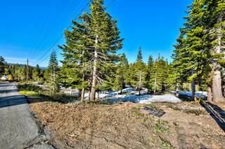 Listing Image 4 for 15545 Skislope Way, Truckee, CA 96161-0000