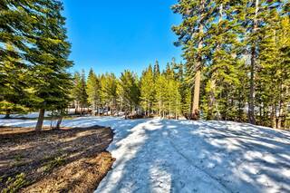 Listing Image 9 for 15545 Skislope Way, Truckee, CA 96161-0000