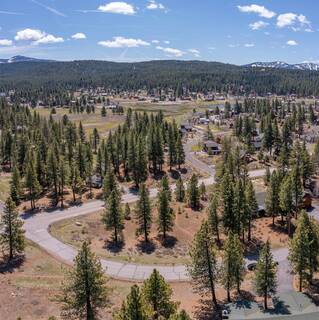 Listing Image 5 for 15349 Chelmsford Street, Truckee, CA 96161-2407