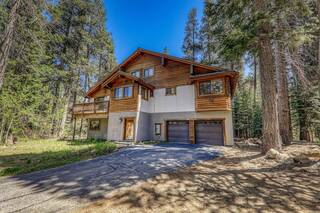 Listing Image 1 for 10240 Aspen Street, Truckee, CA 96161