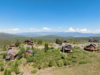 Listing Image 1 for 13637 Skislope Way, Truckee, CA 96161