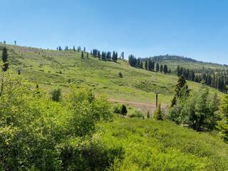 Listing Image 16 for 13637 Skislope Way, Truckee, CA 96161