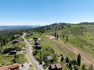 Listing Image 6 for 13637 Skislope Way, Truckee, CA 96161