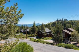 Listing Image 13 for 15544 Skislope Way, Truckee, CA 96162