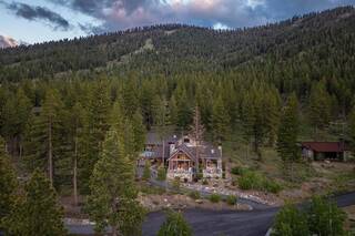 Listing Image 3 for 9512 Cloudcroft Court, Truckee, CA 96161