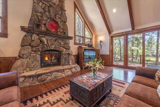 Listing Image 2 for 14022 Skiview Loop, Truckee, CA 96161