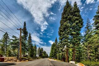 Listing Image 2 for 12005 Skislope Way, Truckee, CA 96161-0000