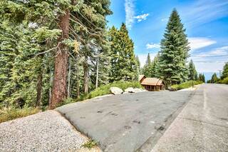 Listing Image 4 for 12005 Skislope Way, Truckee, CA 96161-0000