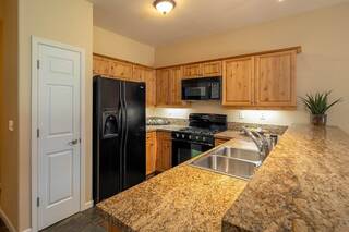 Listing Image 3 for 10844 Cinnabar Way, Truckee, CA 96161