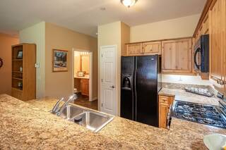 Listing Image 4 for 10844 Cinnabar Way, Truckee, CA 96161