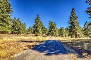 Listing Image 21 for 12976 Sierra Vista Court, Truckee, CA 96161