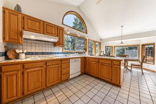 Listing Image 9 for 12976 Sierra Vista Court, Truckee, CA 96161