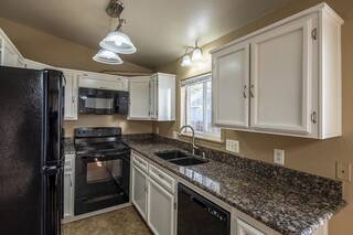 Listing Image 8 for 10945 Whitehorse Road, Truckee, CA 96161