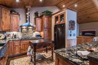 Listing Image 9 for 11410 Skislope Way, Truckee, CA 96161-6604