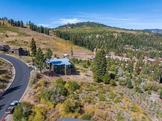 Listing Image 19 for 13489 Skislope Way, Truckee, CA 96161