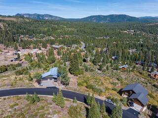 Listing Image 24 for 13489 Skislope Way, Truckee, CA 96161