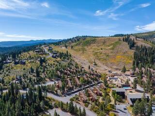 Listing Image 9 for 13489 Skislope Way, Truckee, CA 96161