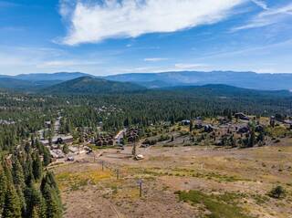 Listing Image 10 for 13489 Skislope Way, Truckee, CA 96161