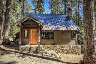 Listing Image 4 for 14161 Tanager Lane, Truckee, CA 96161-0000