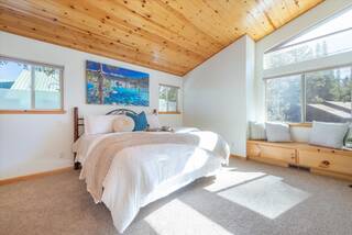 Listing Image 12 for 12386 Snowpeak Way, Truckee, CA 96161