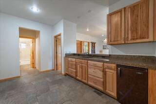 Listing Image 18 for 12386 Snowpeak Way, Truckee, CA 96161