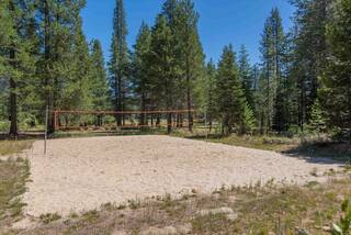 Listing Image 20 for 13038 Skislope Way, Truckee, CA 96161-7031