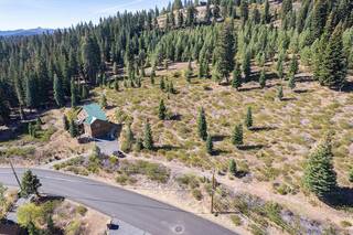 Listing Image 6 for 13038 Skislope Way, Truckee, CA 96161-7031