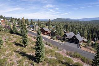 Listing Image 10 for 13038 Skislope Way, Truckee, CA 96161-7031