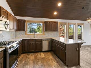 Listing Image 11 for 10279 Worchester Circle, Truckee, CA 96161