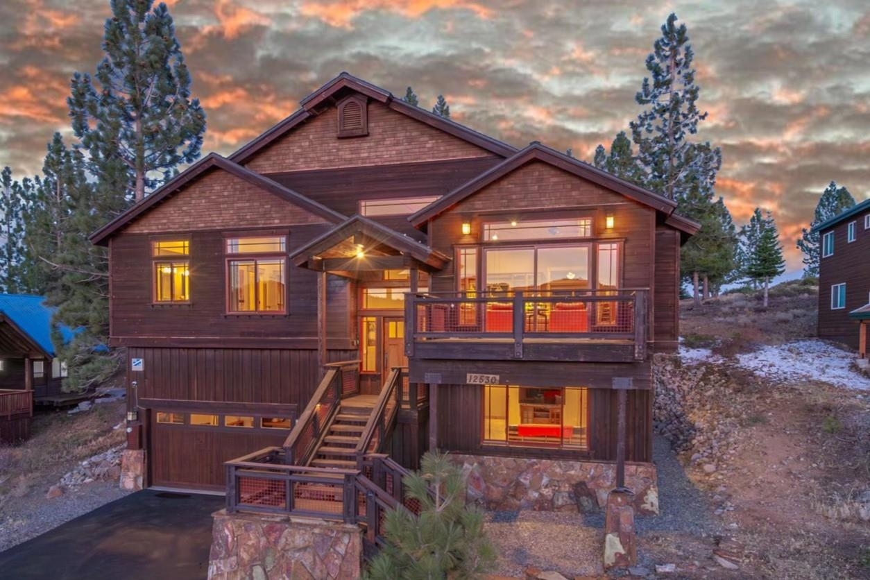 Image for 12530 Pinnacle Loop, Truckee, CA 96161