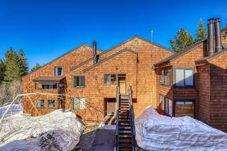 Listing Image 21 for 11639 Snowpeak Way, Truckee, CA 96161