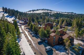 Listing Image 23 for 11639 Snowpeak Way, Truckee, CA 96161