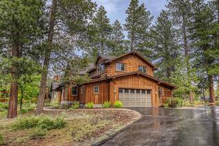 Listing Image 2 for 12202 Lookout Loop, Truckee, CA 96161